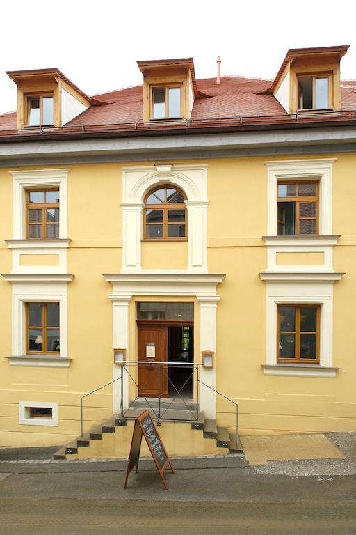 Hotel "Alter Pfarrhof" Nabburg Bagian luar foto